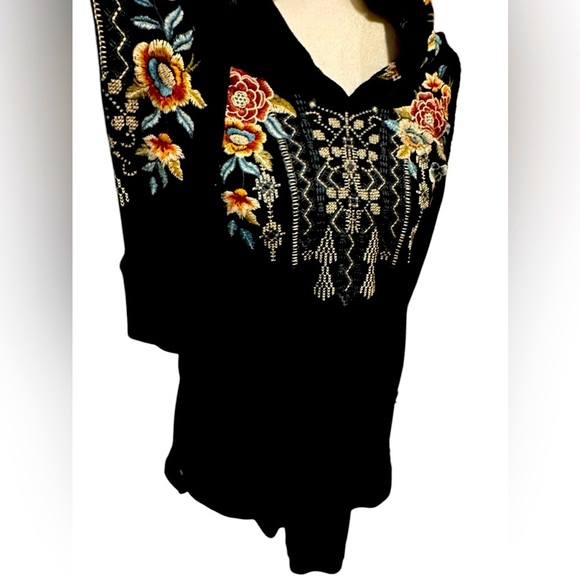 Johnny Was Embroidered Floral Bohemian Reverse Stitch Pullover Hoodie size S - Picture 13 of 13
